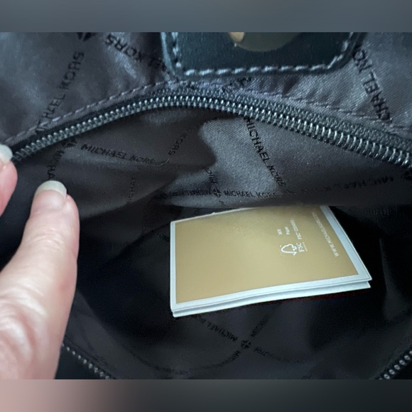 Black Michael Kors Maeve Small Convertible Open Tote in Black NWT - Picture 10 of 16